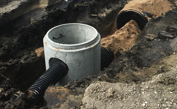 digging for underground utilities